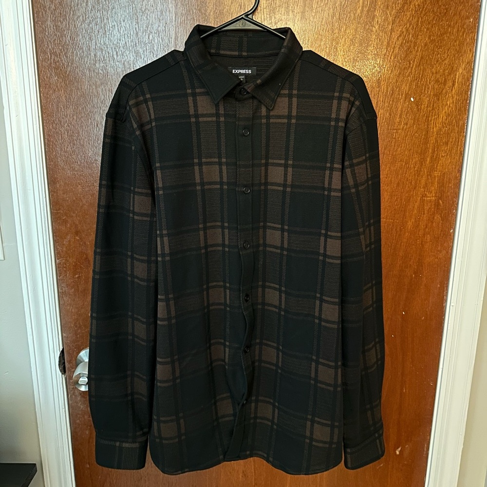 Express dress flannel button up shirt black/brown brand new size large